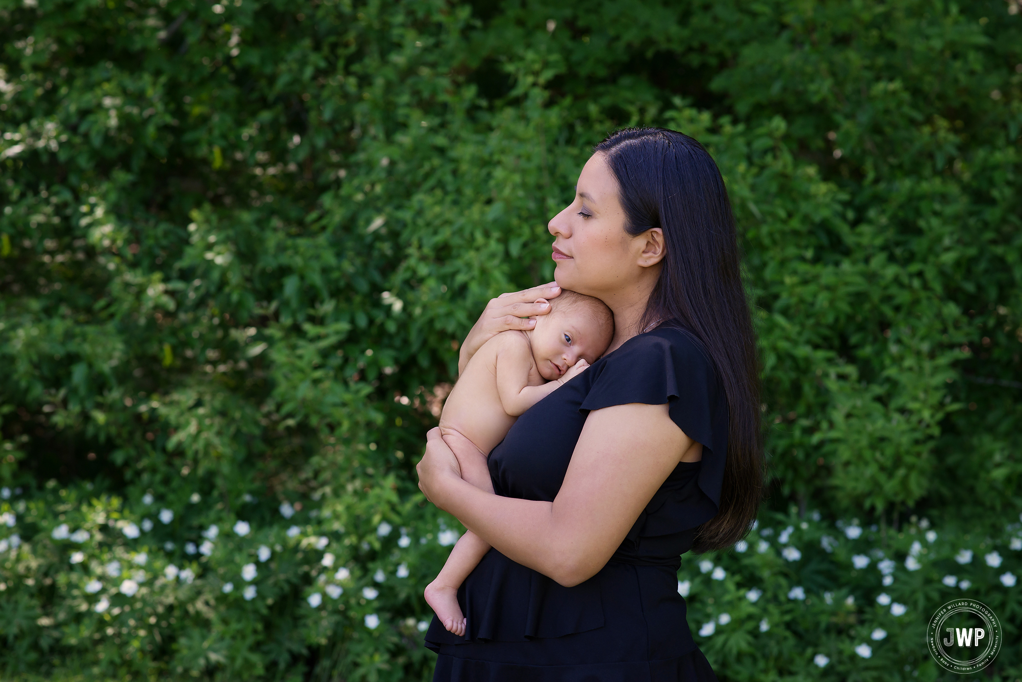 baby mother lifestyle outdoor newborn photography Kingston Ontario Portrait Studio