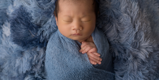 newborn girl blue flokati bow headband Kingston baby photographer