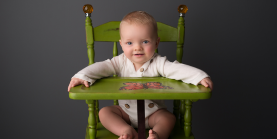 Kingston baby photographer green highchair boy smiling