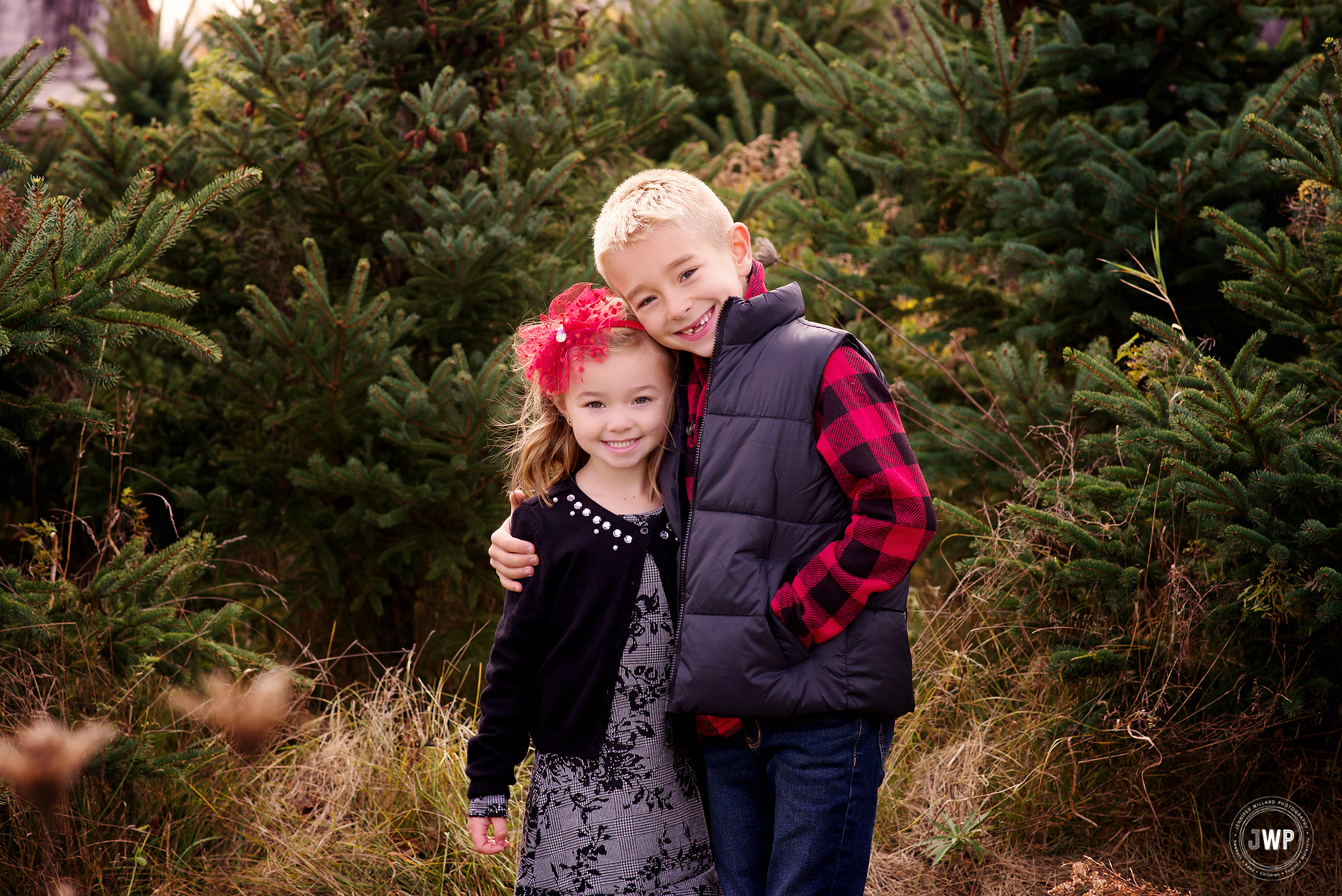 Brother Sister Siblings Christmas Tree Farm Mini Kingston Family Photographer