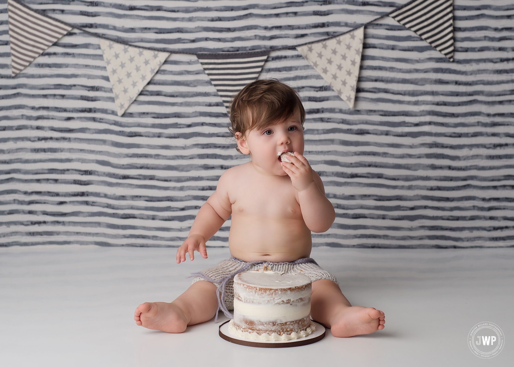 First Birthday Cake Smash grey white backdrop Kingston Baby Photographer