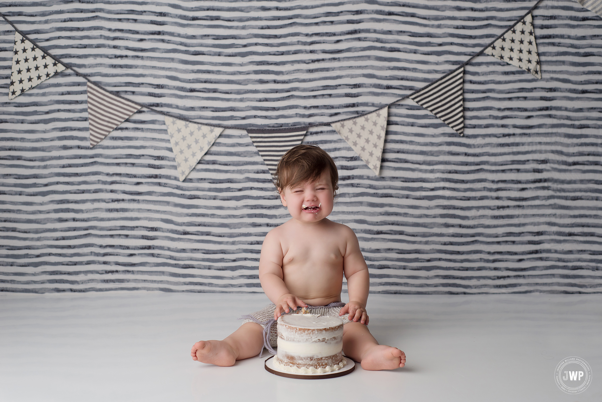 baby boy first birthday cake smash black white grey Kingston milestone photographer